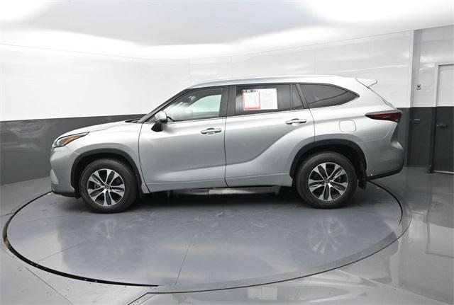 used 2024 Toyota Highlander car, priced at $40,691