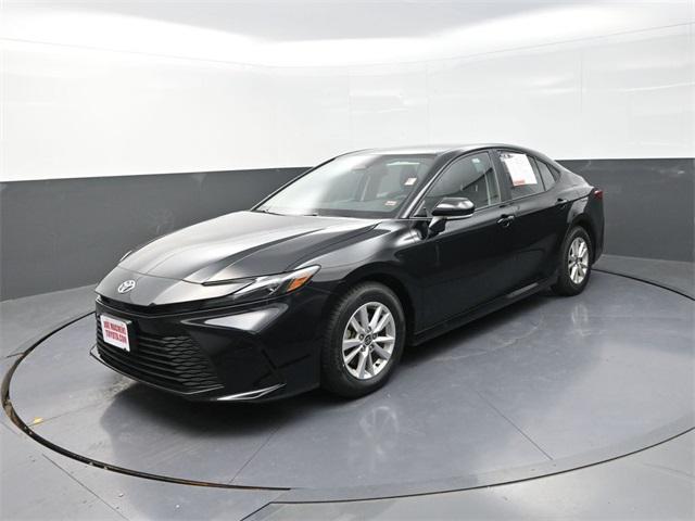 used 2025 Toyota Camry car, priced at $28,991