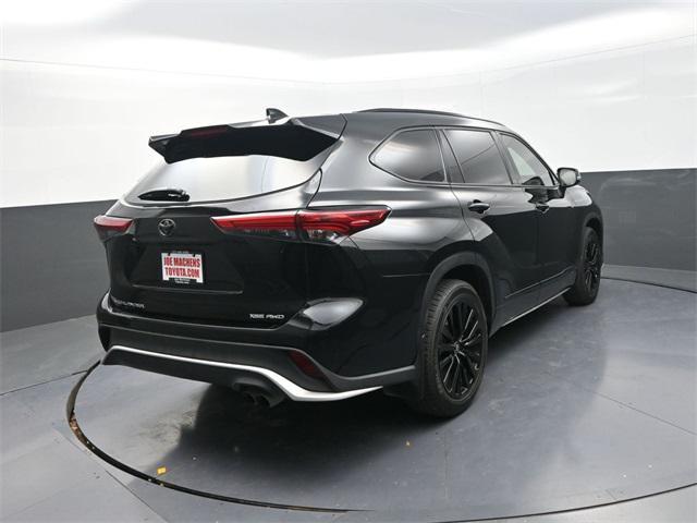 used 2023 Toyota Highlander car, priced at $37,991