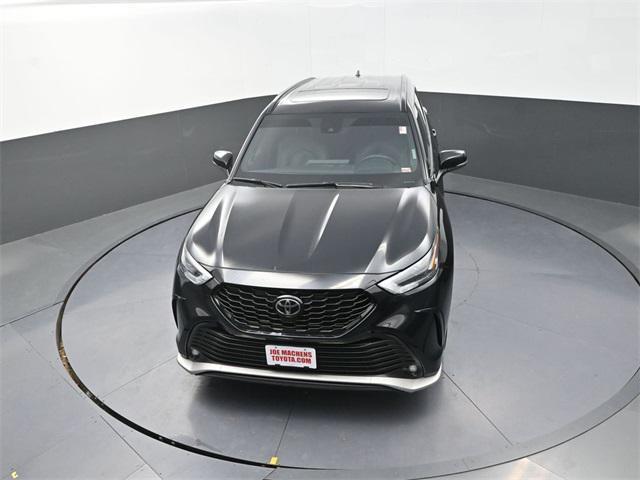 used 2023 Toyota Highlander car, priced at $37,991