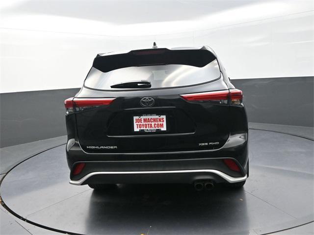 used 2023 Toyota Highlander car, priced at $37,991