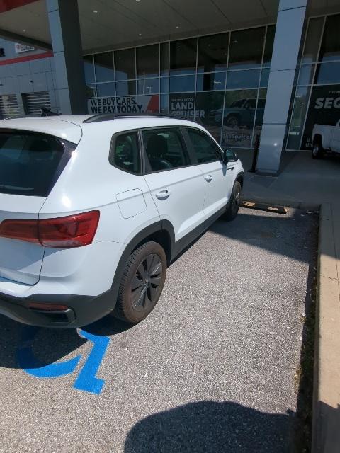 used 2023 Volkswagen Taos car