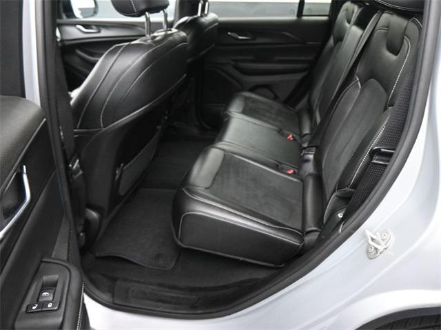 used 2024 Jeep Grand Cherokee car, priced at $26,991