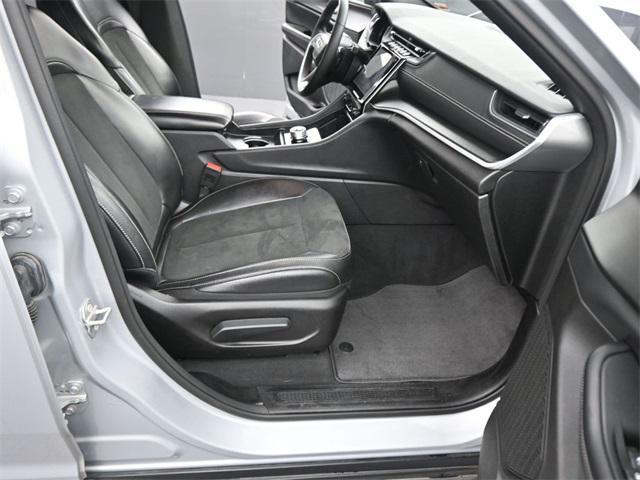 used 2024 Jeep Grand Cherokee car, priced at $26,991