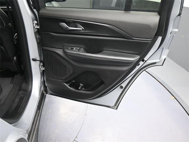 used 2024 Jeep Grand Cherokee car, priced at $26,991