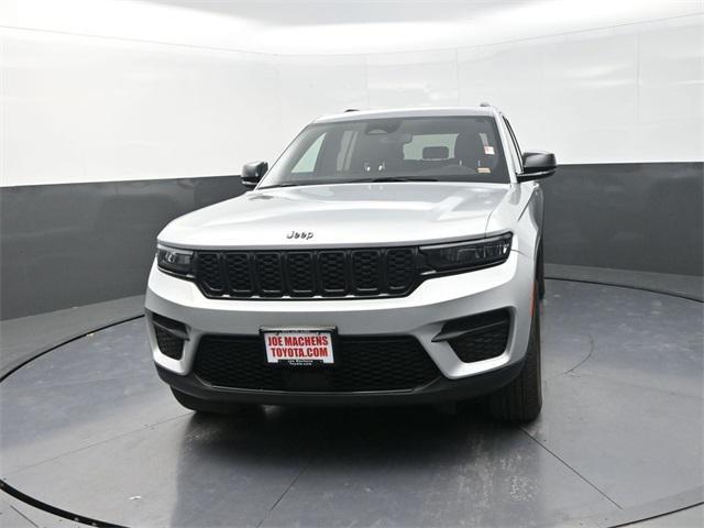 used 2024 Jeep Grand Cherokee car, priced at $26,991