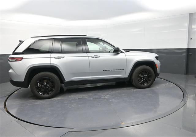 used 2024 Jeep Grand Cherokee car, priced at $26,991