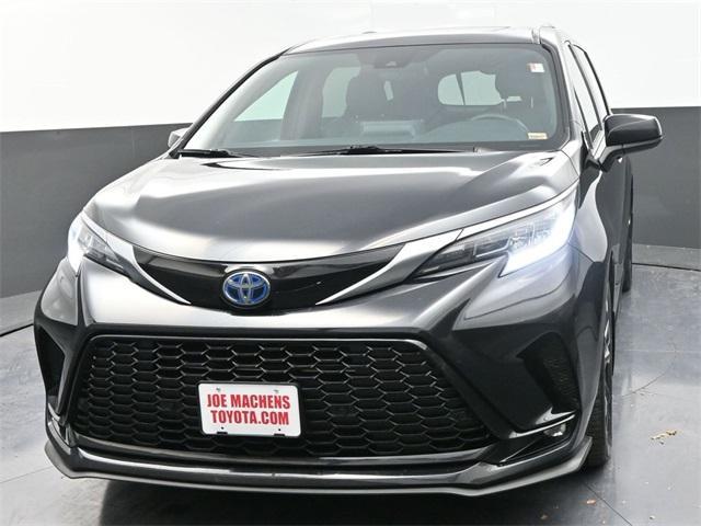 used 2022 Toyota Sienna car, priced at $38,491