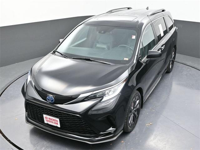 used 2022 Toyota Sienna car, priced at $38,491