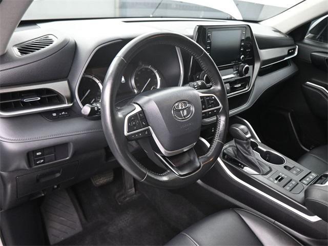 used 2022 Toyota Highlander car, priced at $27,591