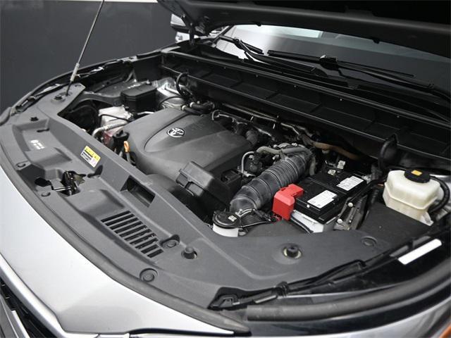 used 2022 Toyota Highlander car, priced at $27,591
