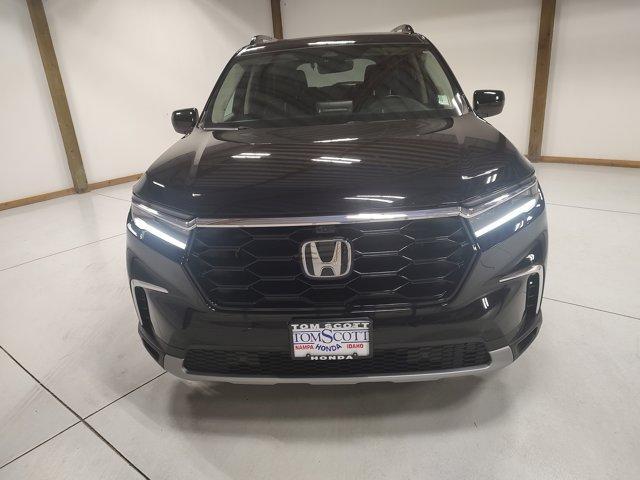 used 2023 Honda Pilot car, priced at $47,987