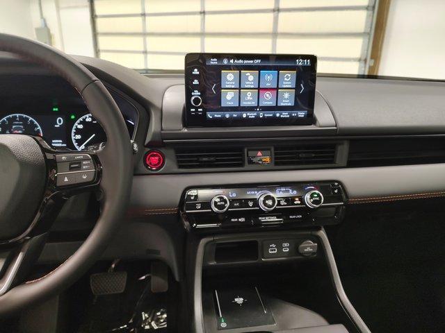 new 2025 Honda Pilot car, priced at $50,895