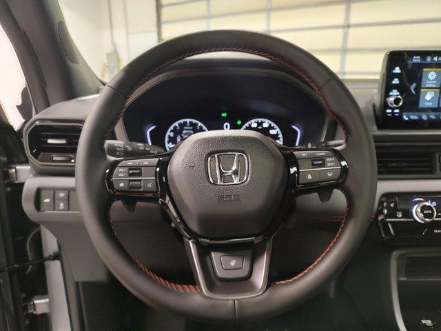 new 2025 Honda Pilot car, priced at $50,895