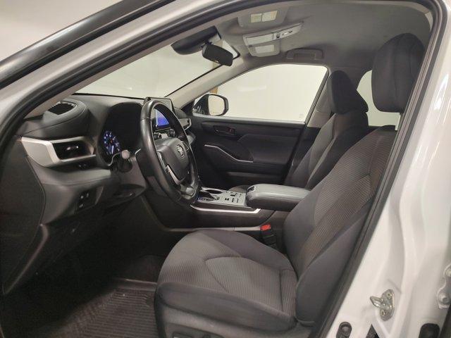 used 2023 Toyota Highlander car, priced at $31,987