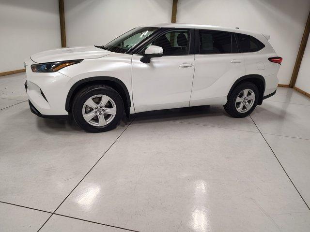used 2023 Toyota Highlander car, priced at $31,987