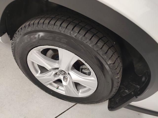 used 2023 Toyota Highlander car, priced at $31,987