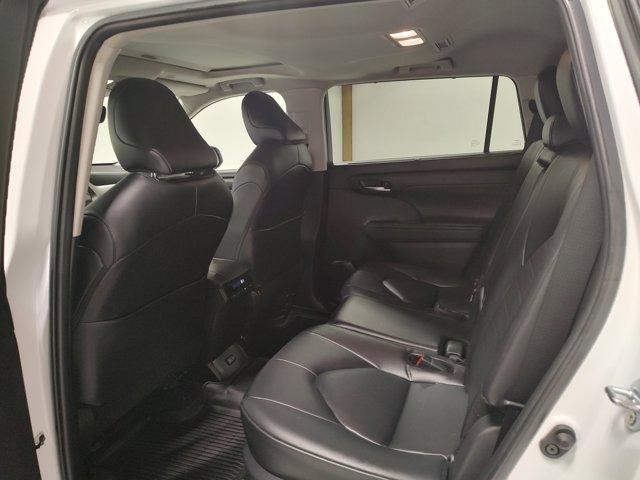 used 2024 Toyota Highlander car, priced at $39,987