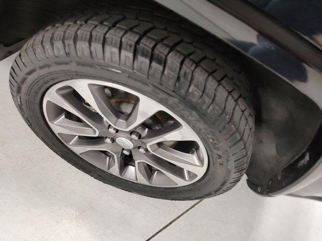 used 2017 Jeep Grand Cherokee car, priced at $16,487