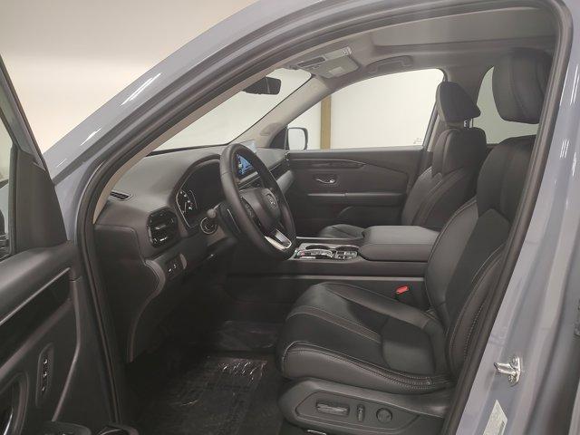 new 2025 Honda Pilot car, priced at $53,405