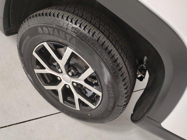 used 2024 Jeep Grand Cherokee L car, priced at $34,787