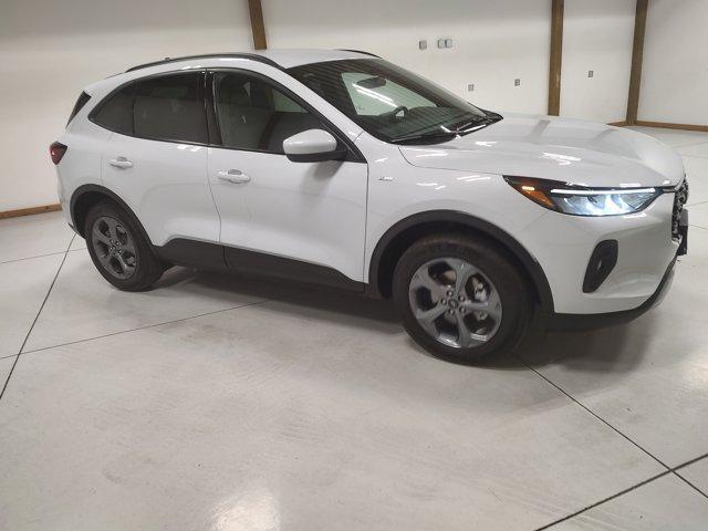 used 2025 Ford Escape car, priced at $29,987