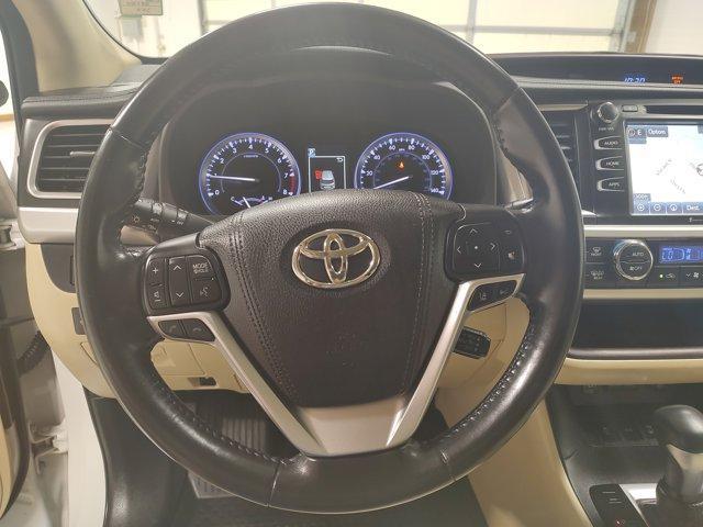 used 2018 Toyota Highlander car, priced at $29,587