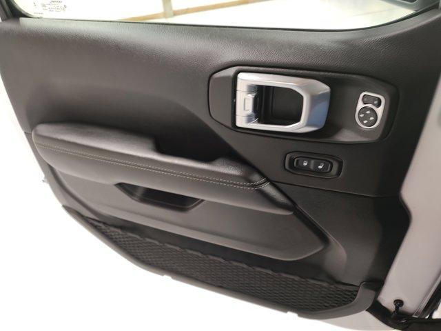 used 2023 Jeep Gladiator car, priced at $32,987