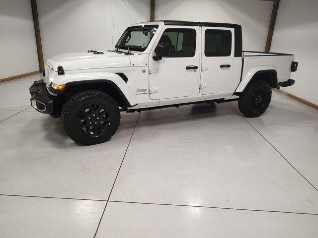used 2023 Jeep Gladiator car, priced at $32,987