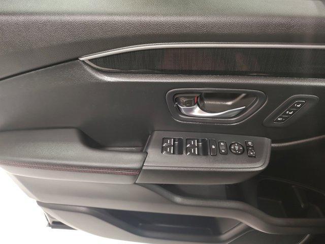 used 2025 Honda Pilot car, priced at $52,987