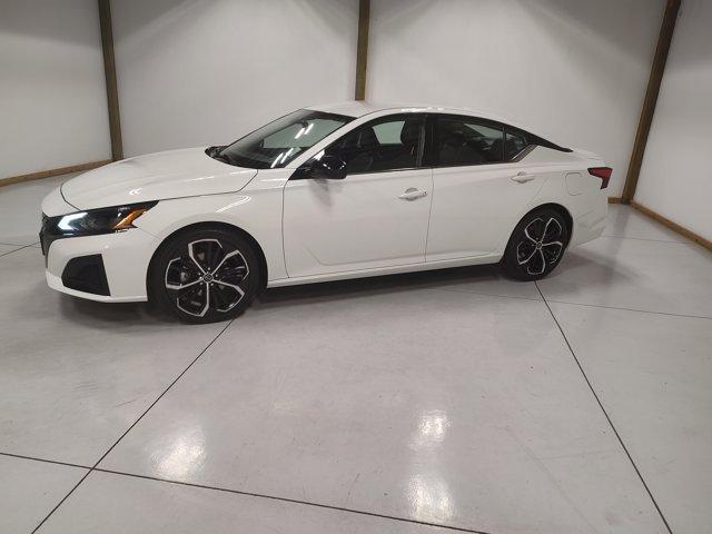 used 2023 Nissan Altima car, priced at $23,487