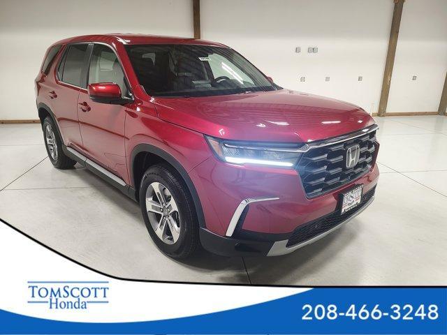 new 2025 Honda Pilot car, priced at $47,550