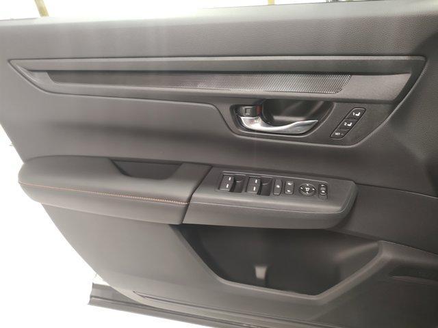 new 2025 Honda CR-V Hybrid car, priced at $40,545