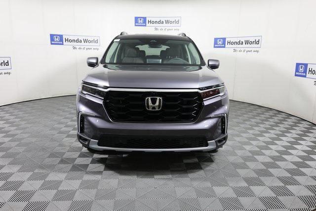 new 2025 Honda Pilot car, priced at $54,475