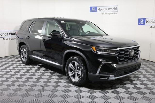 new 2025 Honda Pilot car, priced at $47,095