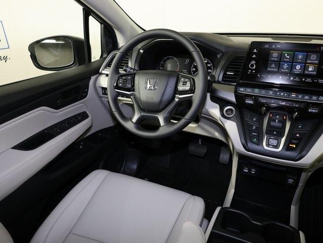 new 2026 Honda Odyssey car, priced at $44,290