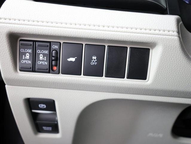 new 2026 Honda Odyssey car, priced at $44,290