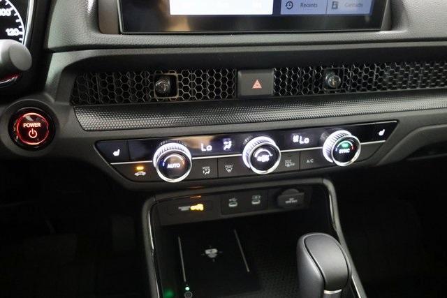 new 2026 Honda CR-V Hybrid car, priced at $39,035