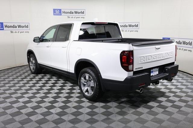 new 2025 Honda Ridgeline car, priced at $45,685