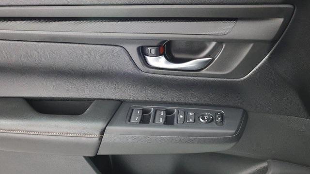 new 2026 Honda CR-V Hybrid car, priced at $39,035