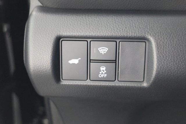 new 2025 Honda Pilot car, priced at $50,895