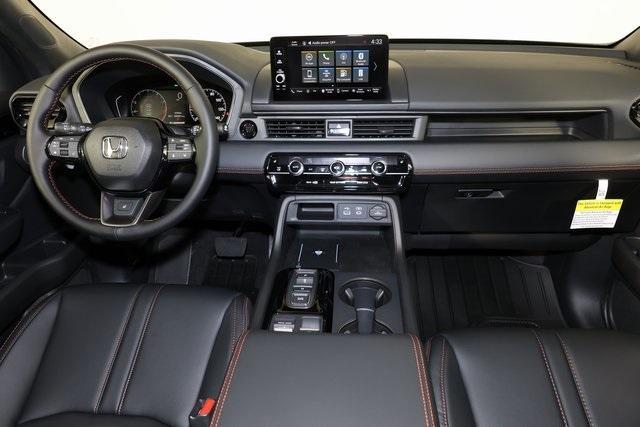 new 2025 Honda Pilot car, priced at $50,895