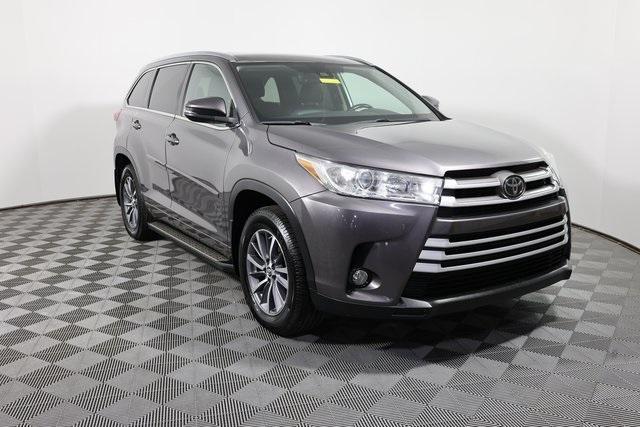 used 2018 Toyota Highlander car, priced at $21,825