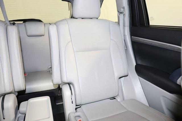 used 2019 Toyota Highlander car, priced at $24,635