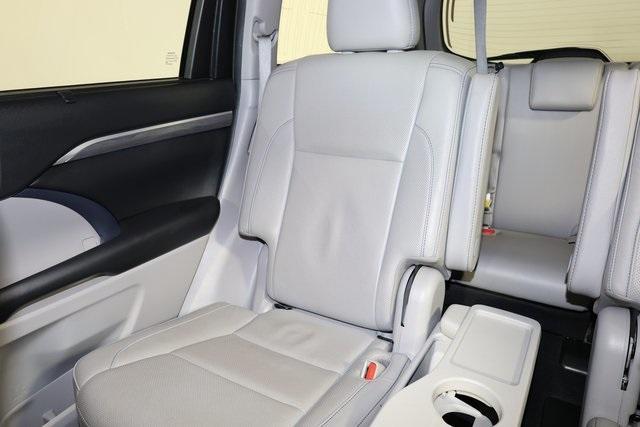 used 2019 Toyota Highlander car, priced at $24,635