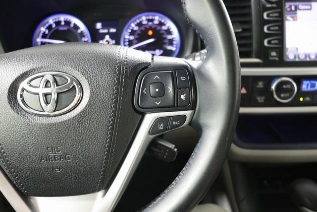 used 2019 Toyota Highlander car, priced at $24,635