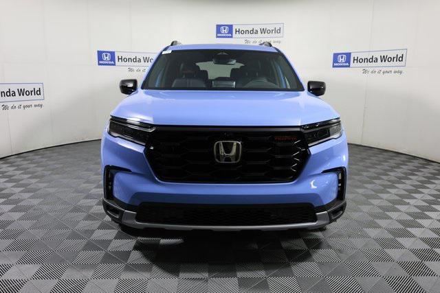 new 2025 Honda Pilot car, priced at $50,950