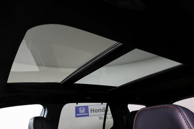new 2025 Honda Pilot car, priced at $50,895