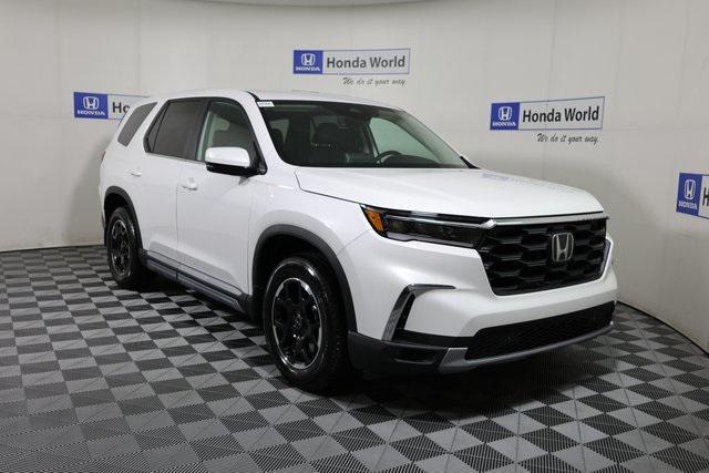 new 2025 Honda Pilot car, priced at $49,980