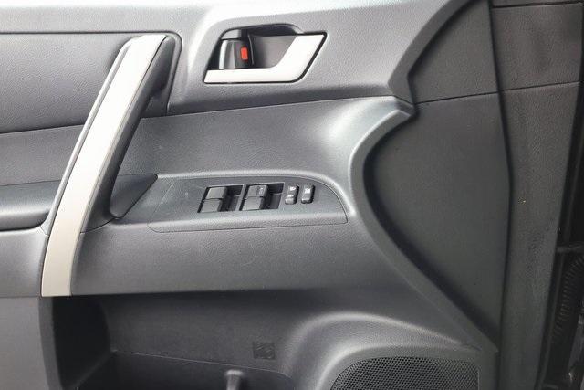 used 2012 Toyota Highlander car, priced at $12,000